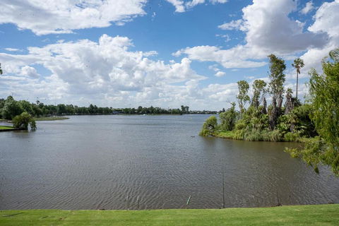 Mulwala Lakeside Apartment - Accommodation Mooloolaba 1