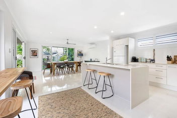 OCEAN55- Mooloolaba Family Holiday Home with Accommodation Mooloolaba