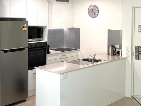 Oceanview One-Bedroom Retreat In The Peninsular Resort - Accommodation Mooloolaba 3