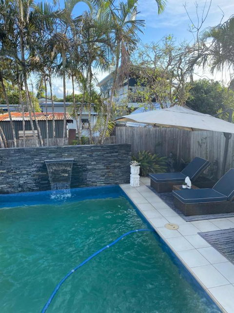 On Esplanade Own Flat & Pool, Manly Cafe Precinct - Accommodation Mooloolaba 1