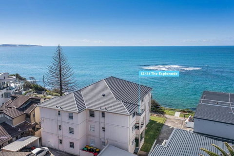 On The Esplanade - Close To Beach & Cronulla Mall With Aircon - Accommodation Mooloolaba 3