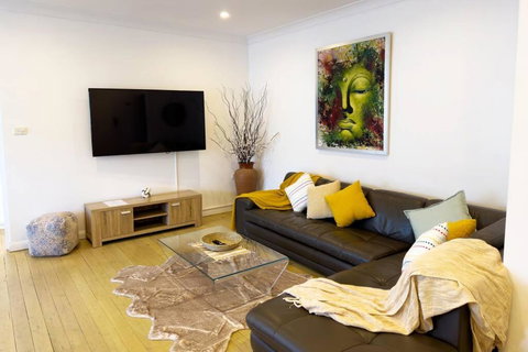 On The Esplanade - Close To Beach & Cronulla Mall With Aircon - Accommodation Mooloolaba 1