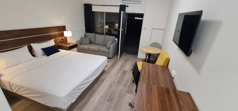 OUYEN MOTEL - Accommodation Mooloolaba 1