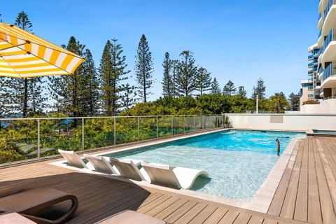 Pacific Beach Resort - Accommodation Mooloolaba 0