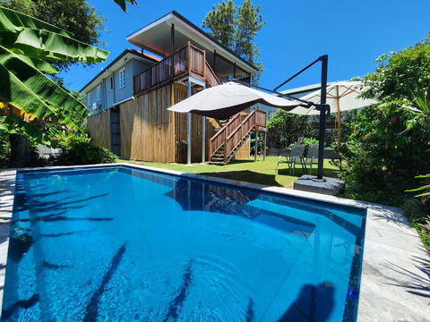 OXLEY Mineral Pool & Private Home SuburbanSTAY - Accommodation Mooloolaba 0
