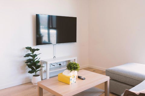 Patio Mt View 1BR Apt In CBD Near ANU And Museum With Free Parking And WiFi - Accommodation Mooloolaba 1