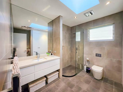 Peaceful 4-Bedroom Family Retreat In Lane Cove - Accommodation Mooloolaba 1