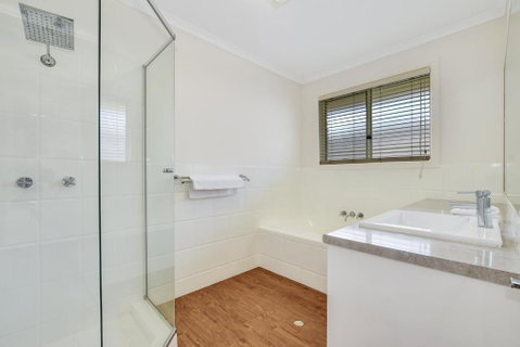 Peaceful, Pet Friendly Home - Accommodation Mooloolaba 2