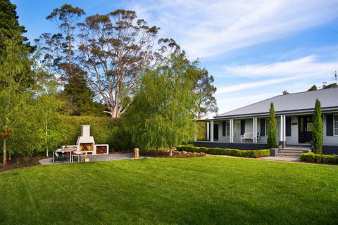 Peahen House - Accommodation Mooloolaba 0