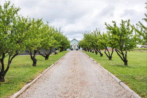 Pethick House - Accommodation Mooloolaba 0