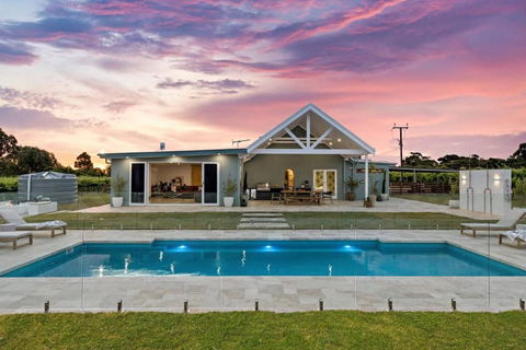 Pethick House - Accommodation Mooloolaba 2