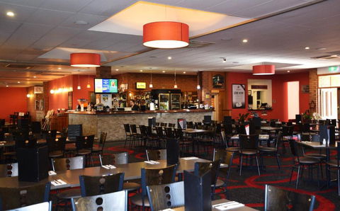 Peppermill Inn Motel - Accommodation Mooloolaba 3