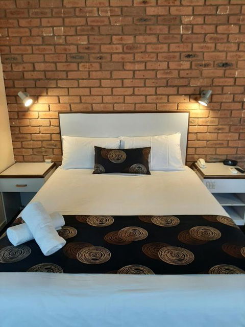 Peppermill Inn Motel - Accommodation Mooloolaba 2