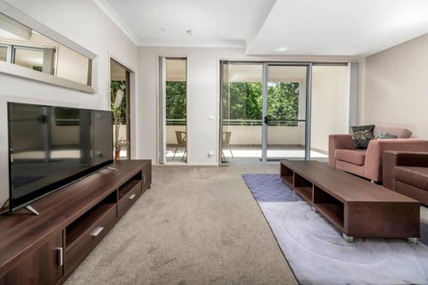 Quiet Apartment In Braddon ACT - Accommodation Mooloolaba 3