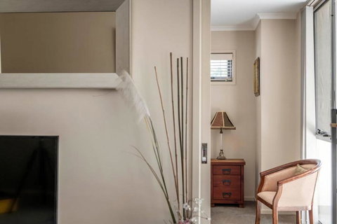 Quiet Apartment In Braddon ACT - Accommodation Mooloolaba 1