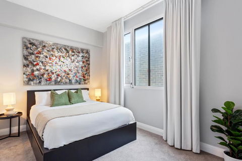 Potts Point L 2 Bedroom Stylish Retreat - Accommodation Mooloolaba 3