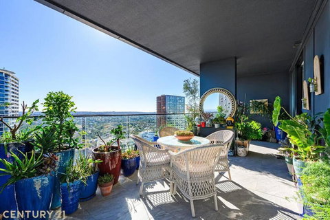 Premium 3Bed Luxury With Infinity Pool & Gym - Accommodation Mooloolaba 3