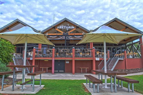 Pretoria Hotel - Accommodation Mooloolaba 2