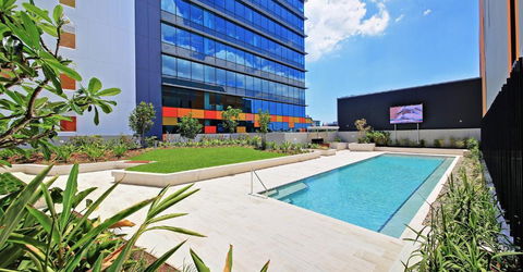 Private Bedroom & Bathroom In Shared Inner Brisbane Apartment - Accommodation Mooloolaba 1