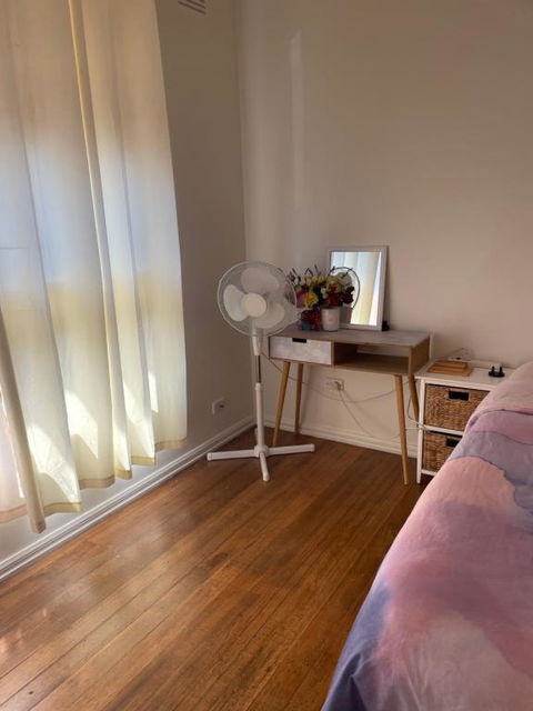 Private Room Near Melbourne Airport - Accommodation Mooloolaba 0