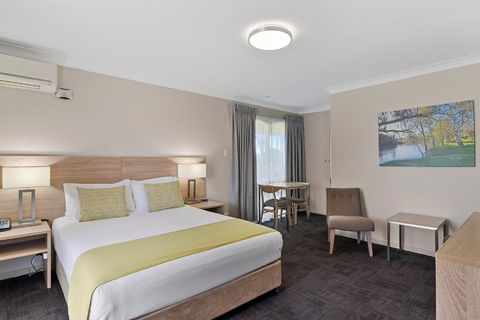 Quality Inn Carriage House - Accommodation Mooloolaba 0