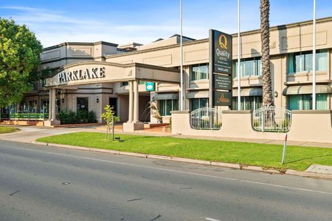 Quality Hotel Parklake Shepparton - Accommodation Mooloolaba 1