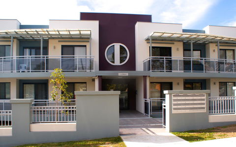 Astina Serviced Apartments - Central - Accommodation Mooloolaba 1