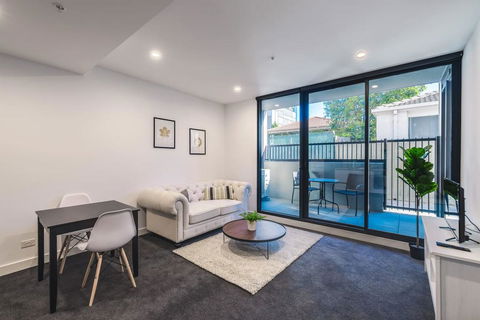 Astrina Deluxe 1 Bedroom - Accommodation Mooloolaba 0