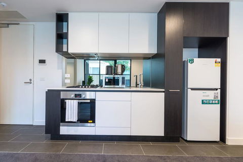 Astrina Deluxe 1 Bedroom - Accommodation Mooloolaba 2