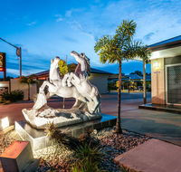 Athena Studio Units - Accommodation Mooloolaba