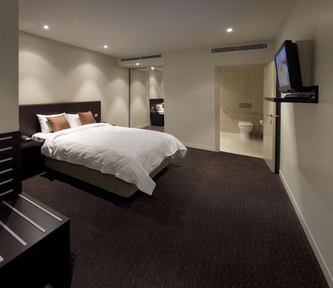 Atlantis Hotel Melbourne - Accommodation Mooloolaba 2