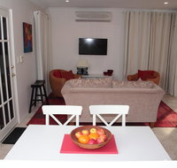 Azalea Villa - Close to the City of Perth - Accommodation Mooloolaba