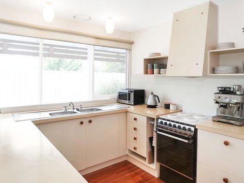 Backyard Bliss - Accommodation Mooloolaba 3