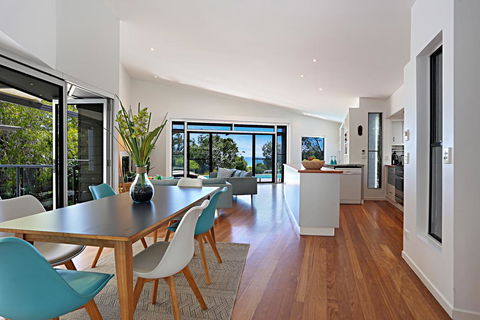 Barefoot Bungalow - Castaways Beach - Accommodation Mooloolaba 3