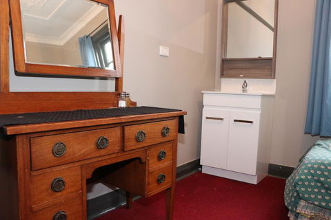 Bayview Hotel - Batemans Bay - Accommodation Mooloolaba 1