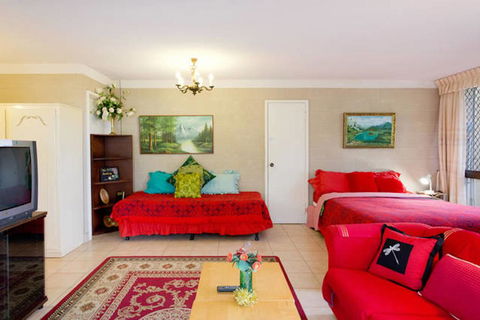 Beach Haven Studio - Accommodation Mooloolaba 3
