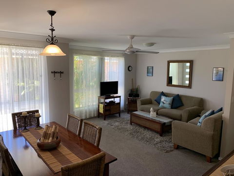 Beach Haven Villa - Accommodation Mooloolaba 0