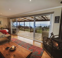 Beach House 'Aisling' - Accommodation Mooloolaba