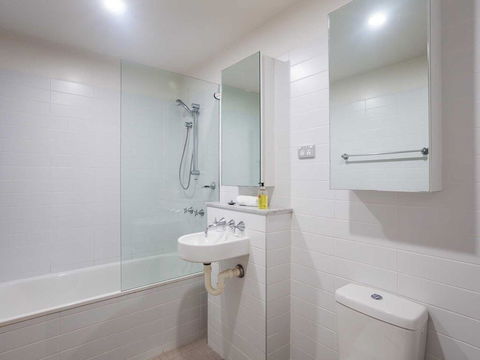 Beach House 7' 26 One Mile Close - Air Conditioned, Wifi, Foxtel, Linen - Accommodation Mooloolaba 3