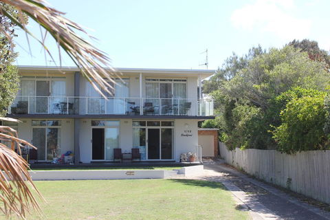BEACHFRONT 3- 3/12 Bundella Ave LC - Accommodation Mooloolaba 3