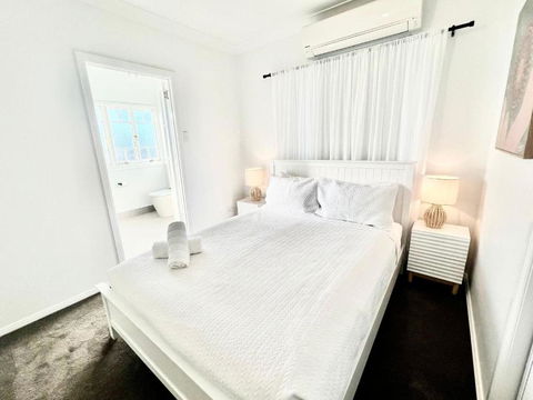 Renovated Queenslander - Upstairs 2km To Stadium - Accommodation Mooloolaba 2