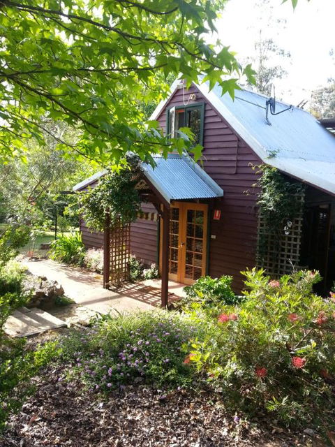 Redgum Hill Country Retreat - Accommodation Mooloolaba 0