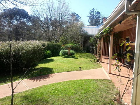 Redgum Hill Country Retreat - Accommodation Mooloolaba 2