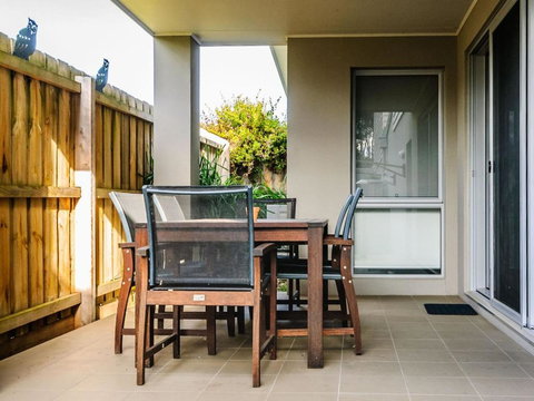 Redwood Oasis - Accommodation Mooloolaba 1