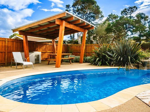 Redwood Oasis - Accommodation Mooloolaba 0