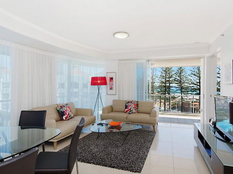 Reflections Tower 2 Unit 401 - Accommodation Mooloolaba 1