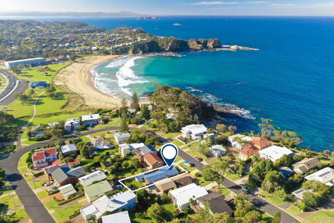 Relax And Reconnect At MaluaBay - Accommodation Mooloolaba 0