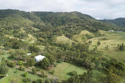 Reme Cottage - Accommodation Mooloolaba 0