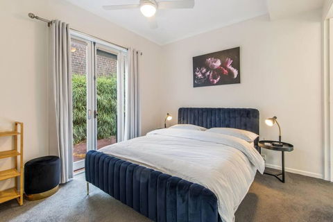 Retreat On George - Accommodation Mooloolaba 0