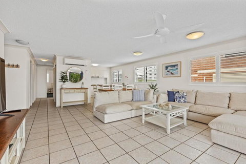 Riverdance Apt. 08 - Accommodation Mooloolaba 3